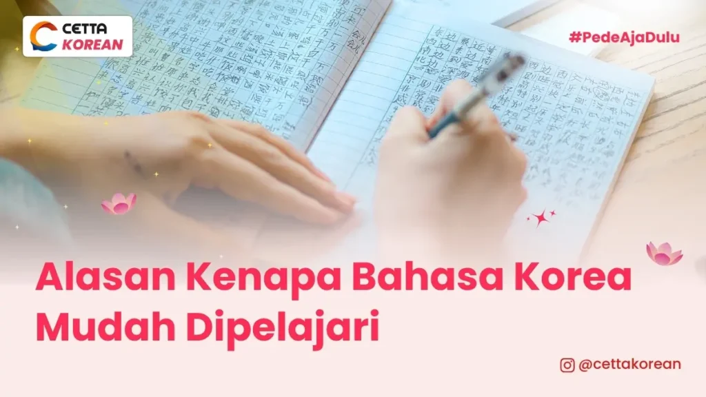 tangan sedang menulis di kertas menggunakan pena