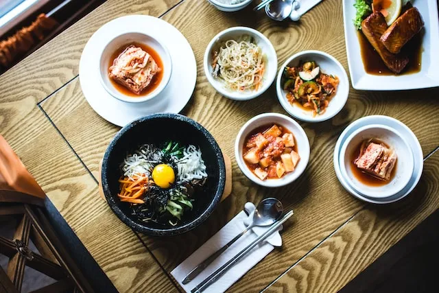 Nama Makanan Korea, Yuk Jelajahi Ragam Kuliner Negeri Ginseng