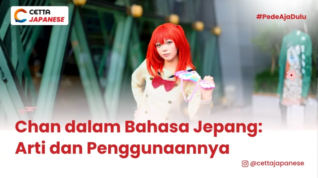 seorang perempuan sedang mengenakan pakian dan riasan cosplay
