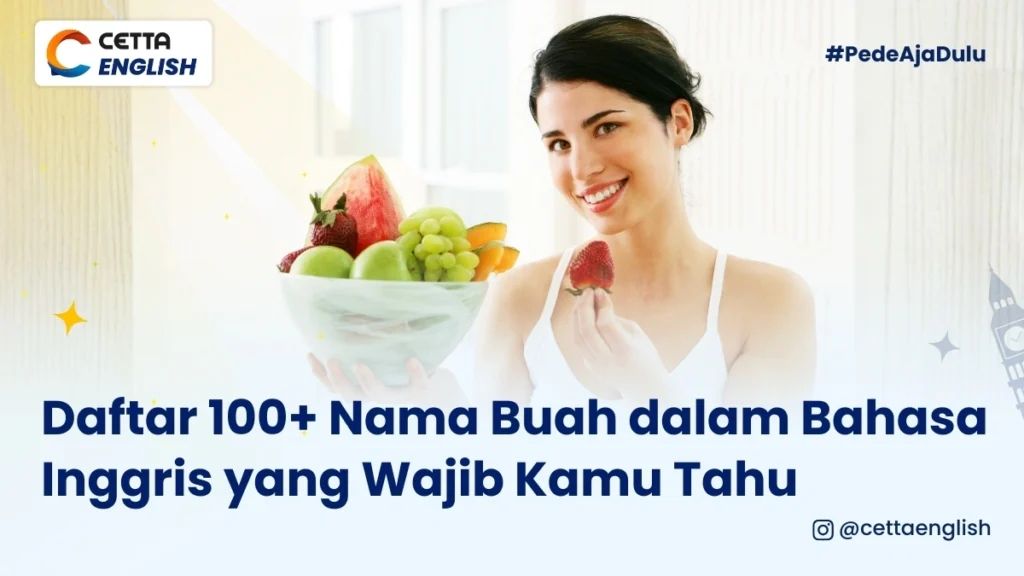 seorangw anita berpose dengan buah strawberry