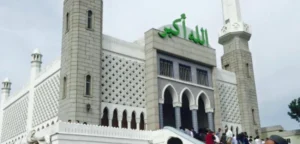 Gambar Seoul Central Mosque yang ramai pengujung
