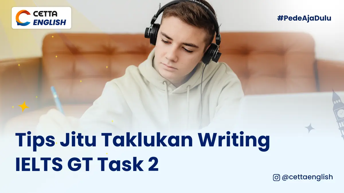 Seorang lelaki sedang mengerjakan sesuatu di atas meja sambil mengenakan headset