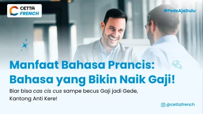 Dua orang lelaki sedang mengobrol di dalam sebuah kantor