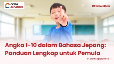seorang anak mengacungkan jari angka satu